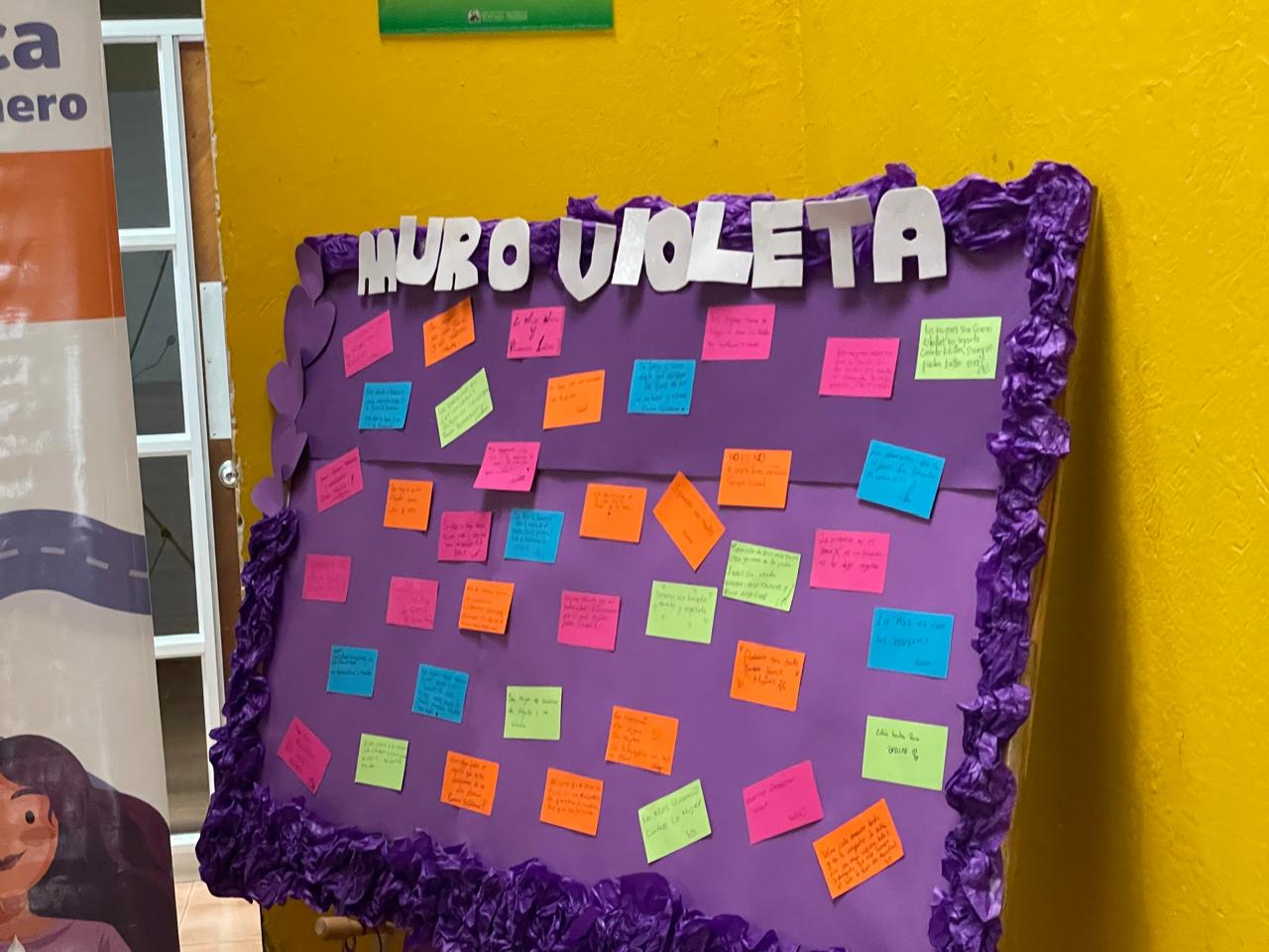 Campaña “Muro Violeta” en Uninuñez: una manifestación simbólica por la defensa de los derechos de las mujeres